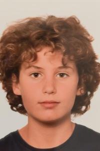 Noah Esclapes