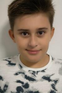Adrián Iulian