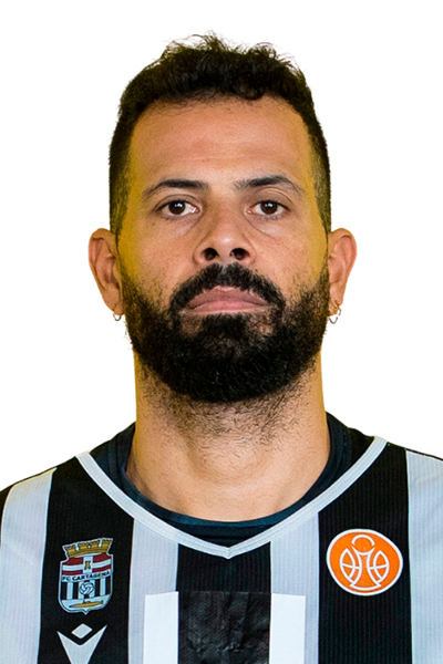 Vitor Luiz Faverani