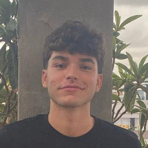 Hugo Hinarejos