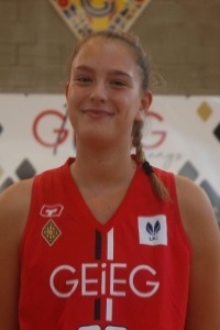 Julia Fernandez