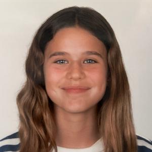 Adriana Naharro