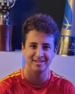 Adrián Lobato