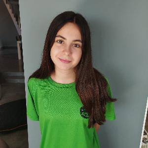 Claudia Esteve